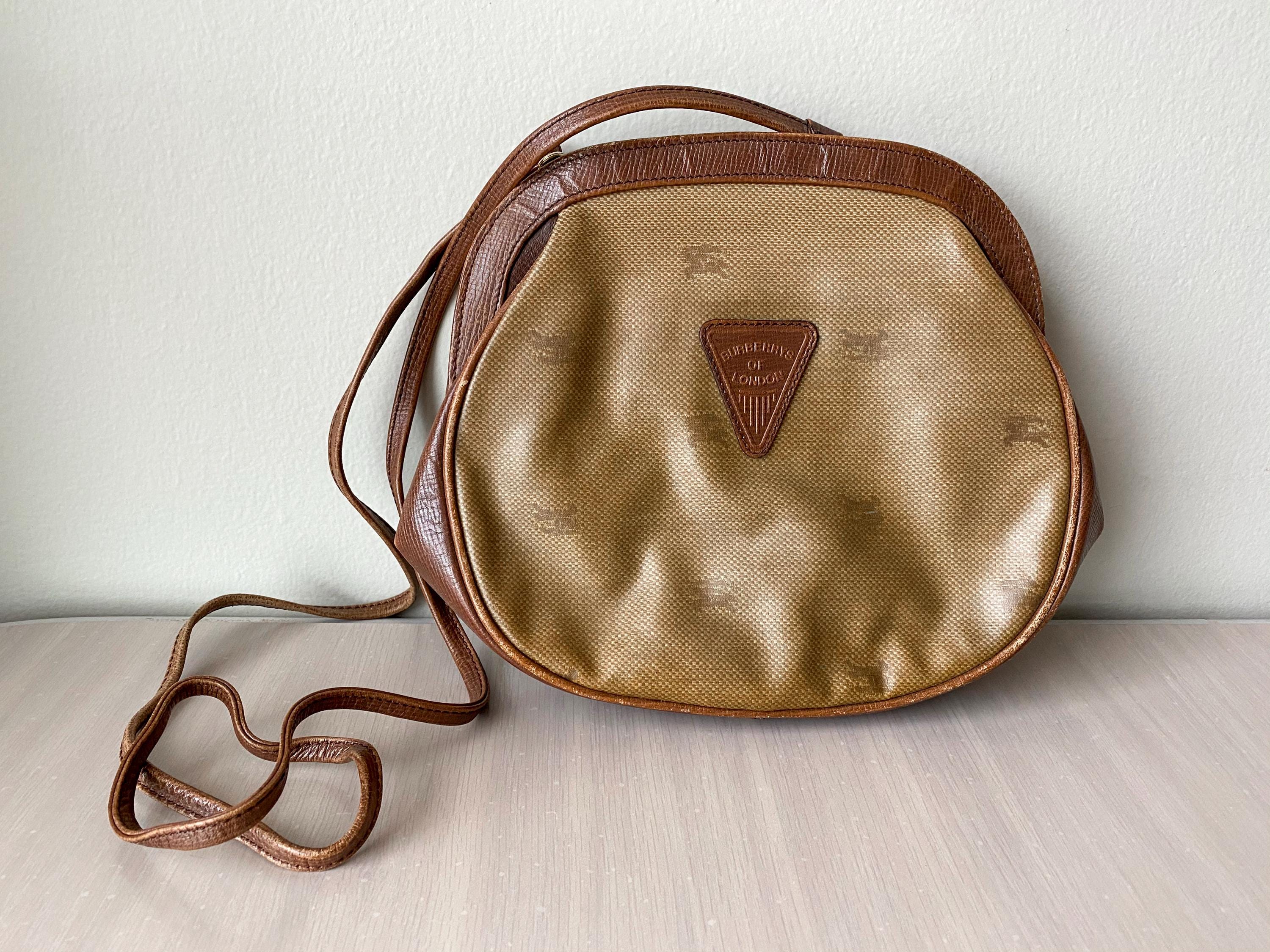 Vintage Burberrys of London Leather Bag: Equestrian Knight Logo 