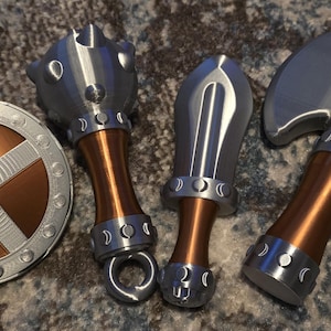 Sonajero Mini Sword para bebé: un juguete seguro y divertido para tu pequeño. ¡Ahora con nuevas variaciones!