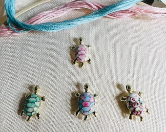 Mini Turtle Floral Needle Minder