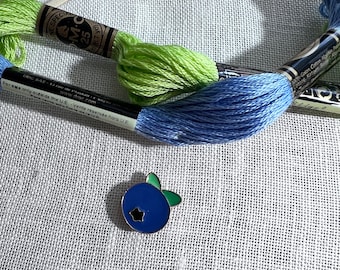 Small Blueberry Needle Minder