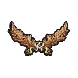 Royal Wreath Ornamental Iron On Patch