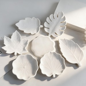 Leaf Tray Silicone Molds,  Maple leaf, lotus leaf, ginkgo leaf, monstera leaf Jewelry Trinket Plate Dish ,Handamde Casting Silicone Moulds