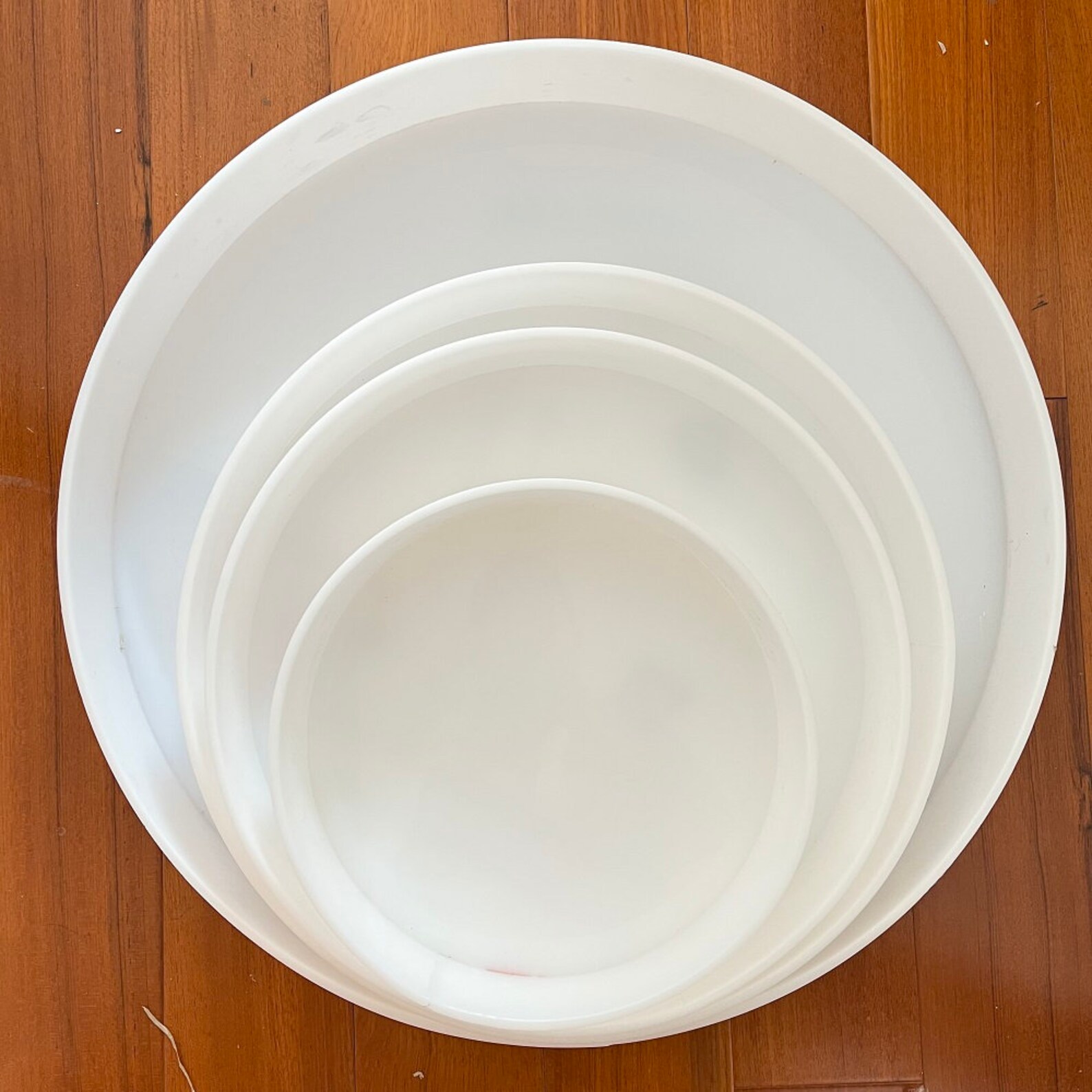 Custom Round 12 to 36 Inch NOSEAL Epoxy Resin Reusable Form HDPE Forms