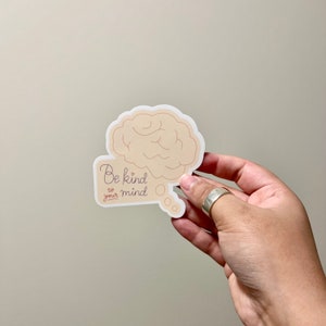 Adesivo Seja gentil com sua mente // Adesivo de conscientização sobre saúde mental, adesivo de cérebro, decalque de atenção plena, balão de pensamento, adesivo de saúde mental