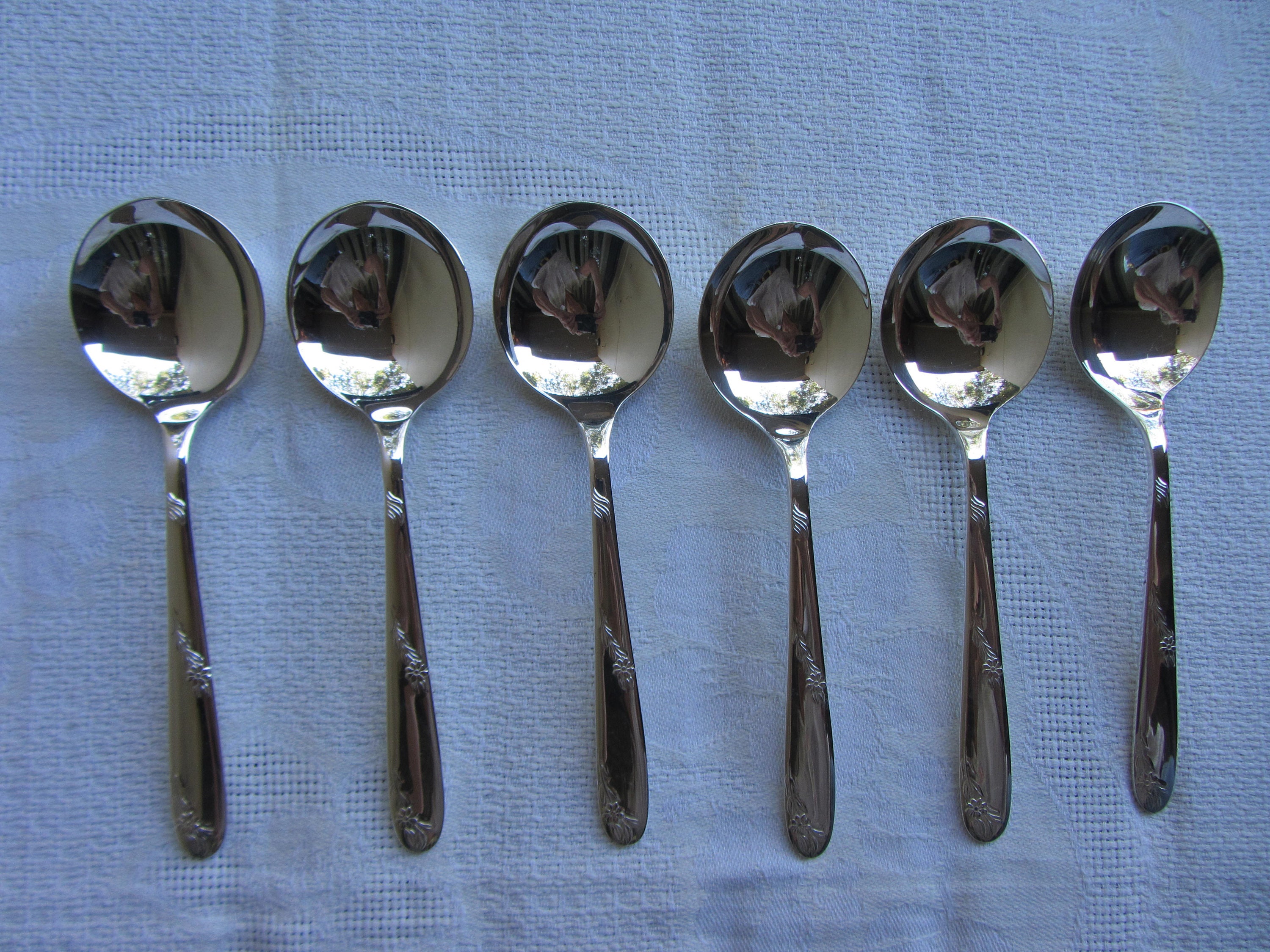 Mid Century Silver Plated Set 6 Soup Spoons, Vintage Angora Plate, Warwick  Pattern. England. 