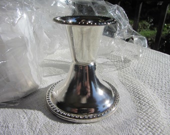 Pr short silver plated candle holders,  small candlesticks. Unused, boxed    Ref 518