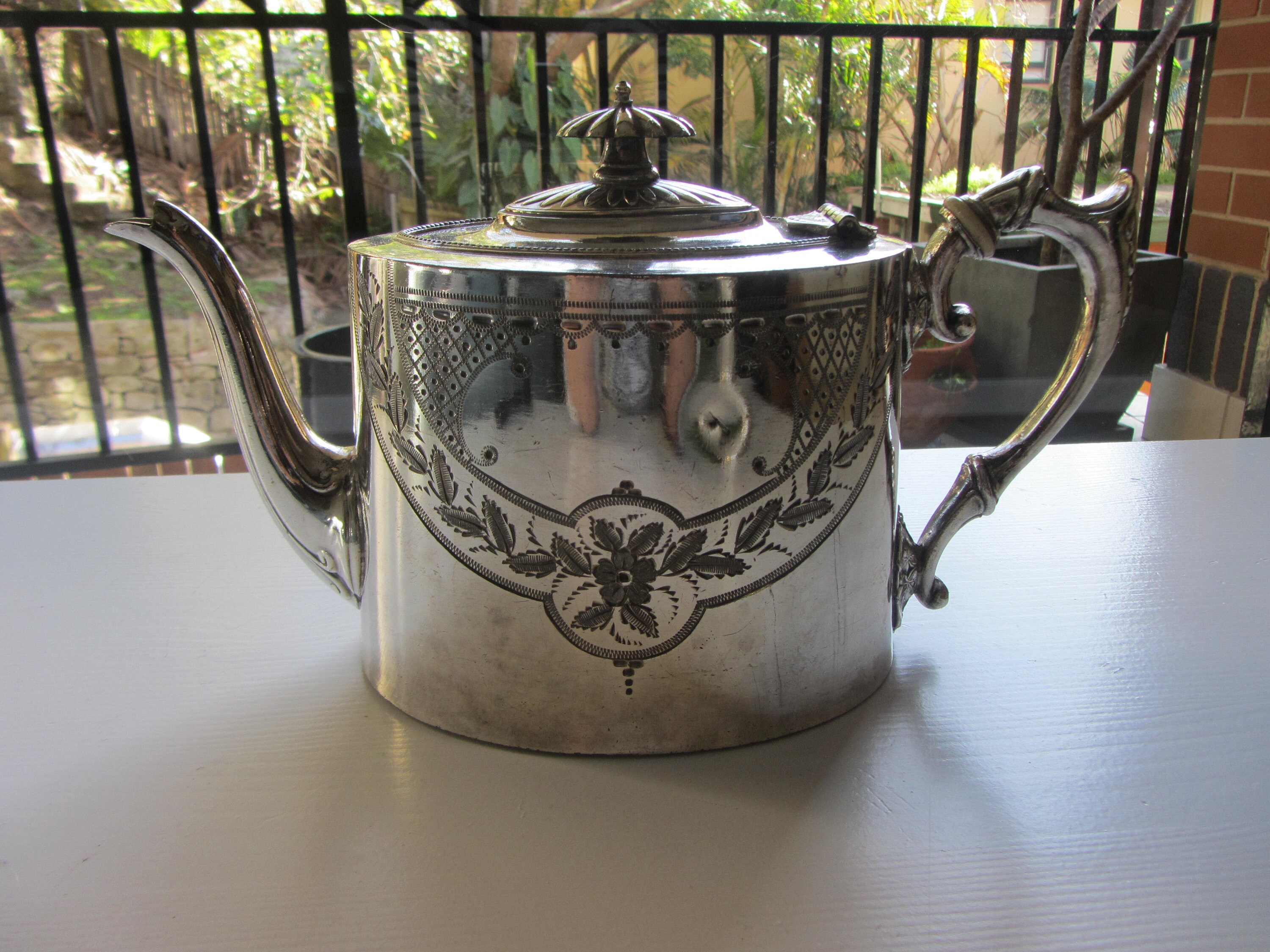 Large Antique Silver Plated Tea Pot. James Dixon EPBM. 1.3