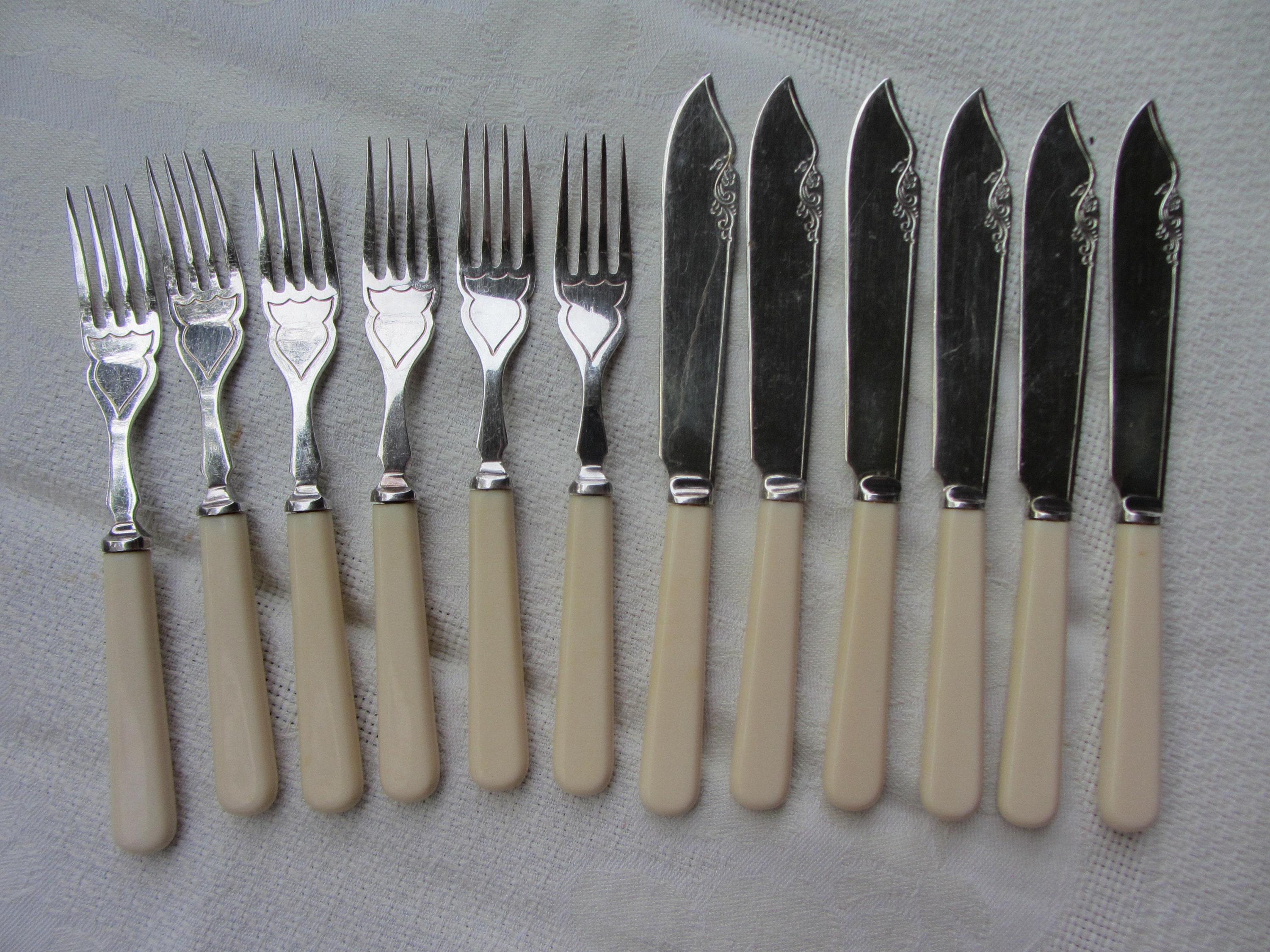 Set Silver Plated Fish Knives and Forks, English Mid Century 12