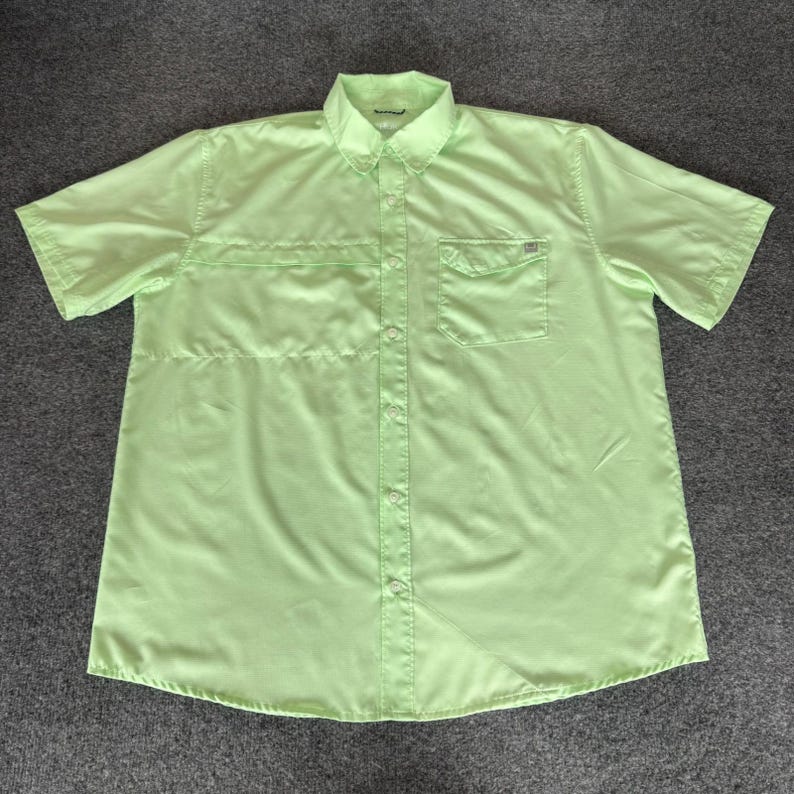 HUK Fishing Shirt Men XL Green Lightweight Short Sleeve Button Up Outdoor Angler image 1