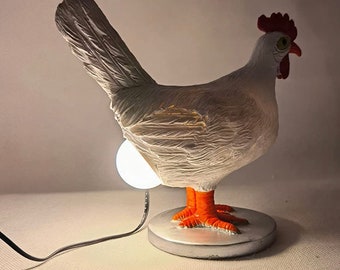 Kreatur von The Backyard Lamp