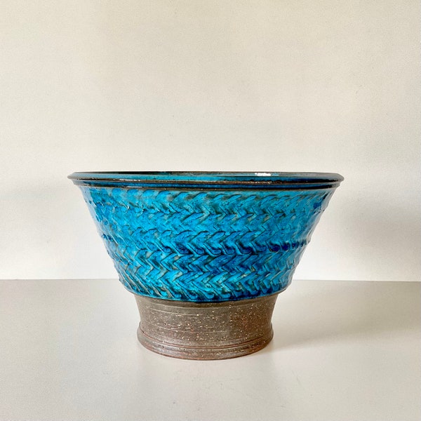 KÄHLER Denmark - HAK - Stoneware bowl with glossy  turquoise glaze by Niels Kähler for Herman A. Kähler Keramik from 1960s.