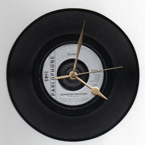 Queen / Freddie Mercury 7" väggklocka med vinylskiva