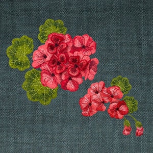 Geranium With 3D Elements Floral Pattern Flower Machine Embroidery ...
