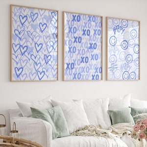 Blue preppy wall art. Trendy prints set of 3. Blue abstract art. Blue hearts art. XOXO print. Funky wall art. Printable wall art. Preppy room decor.