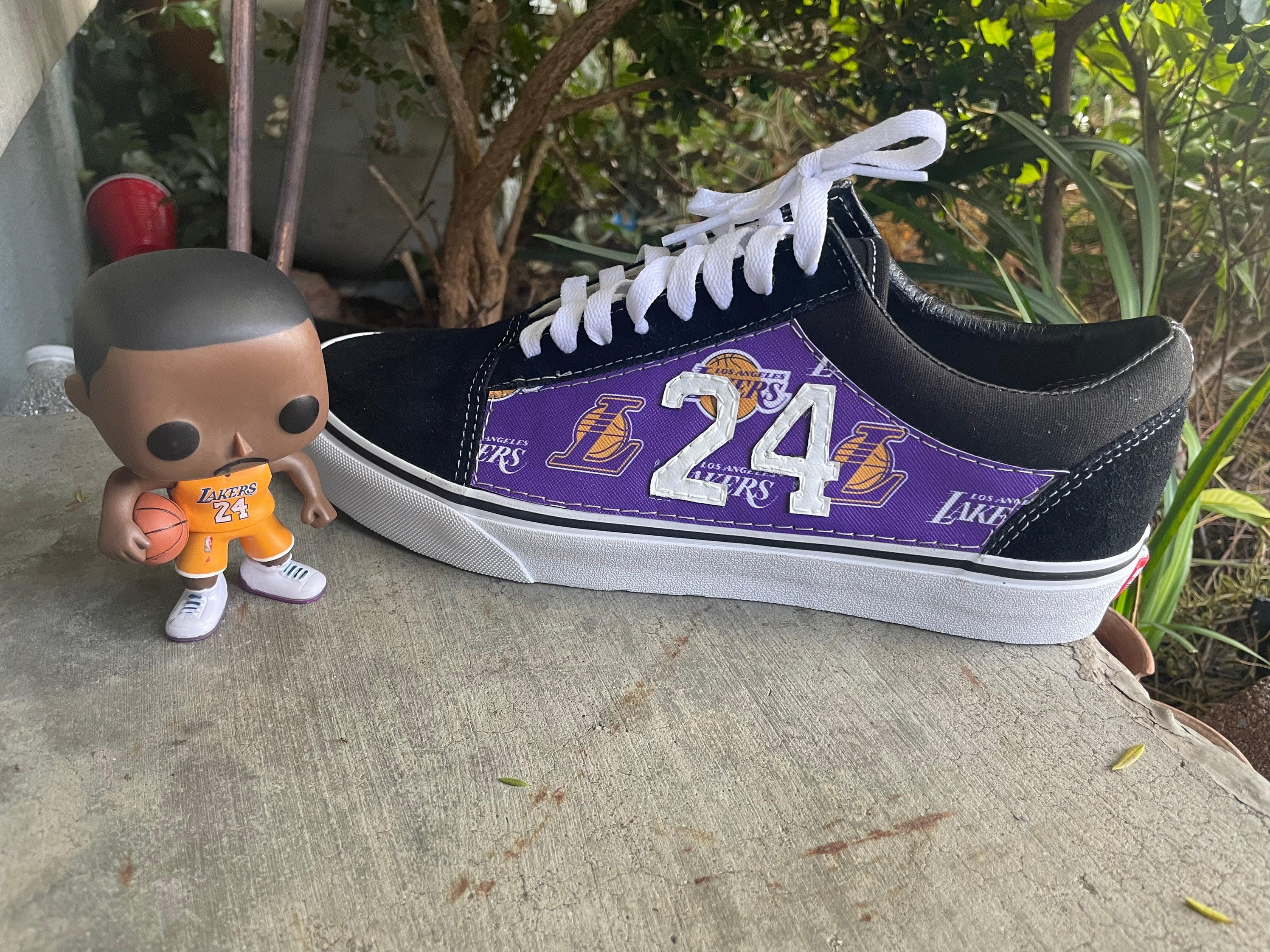 customize your own kobe bryant shoes