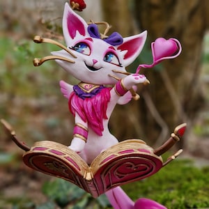 Yuumi - Etsy