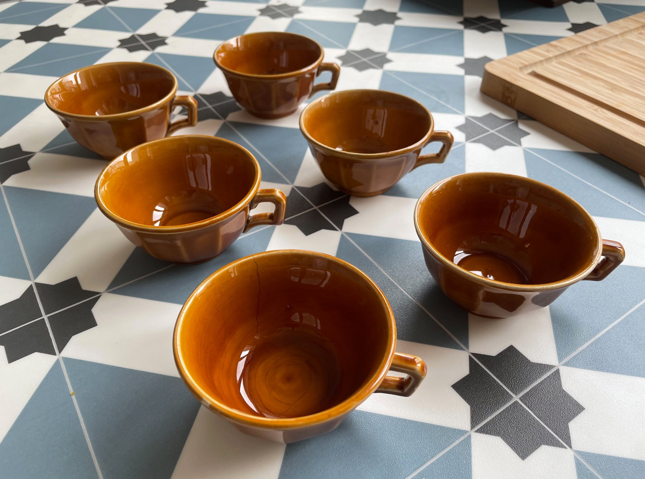 6 Tasses à Thé Millésimées Kg Luneville France