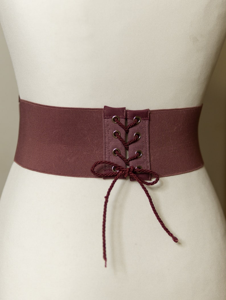 Embroidered linen corset belt image 5