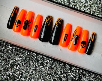 Halloween Press On Nails, Pastel Goth, Spooky Season, Black Nails, Creepy Cute