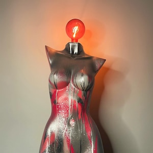 Graffiti style body lamp
