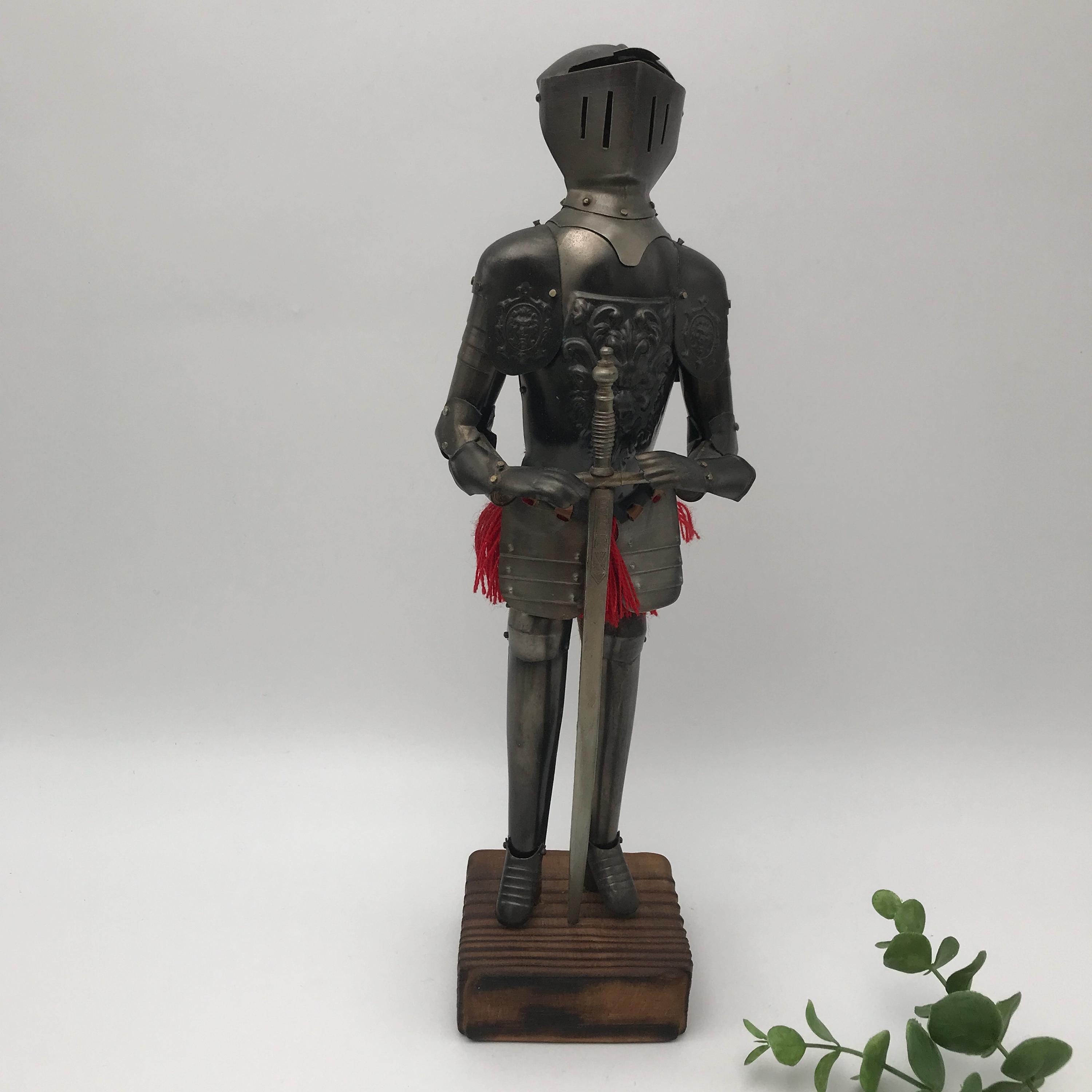 装飾用の小さな鎧騎士 / トレド / スペイン / ヴィンテージ - Etsy 日本