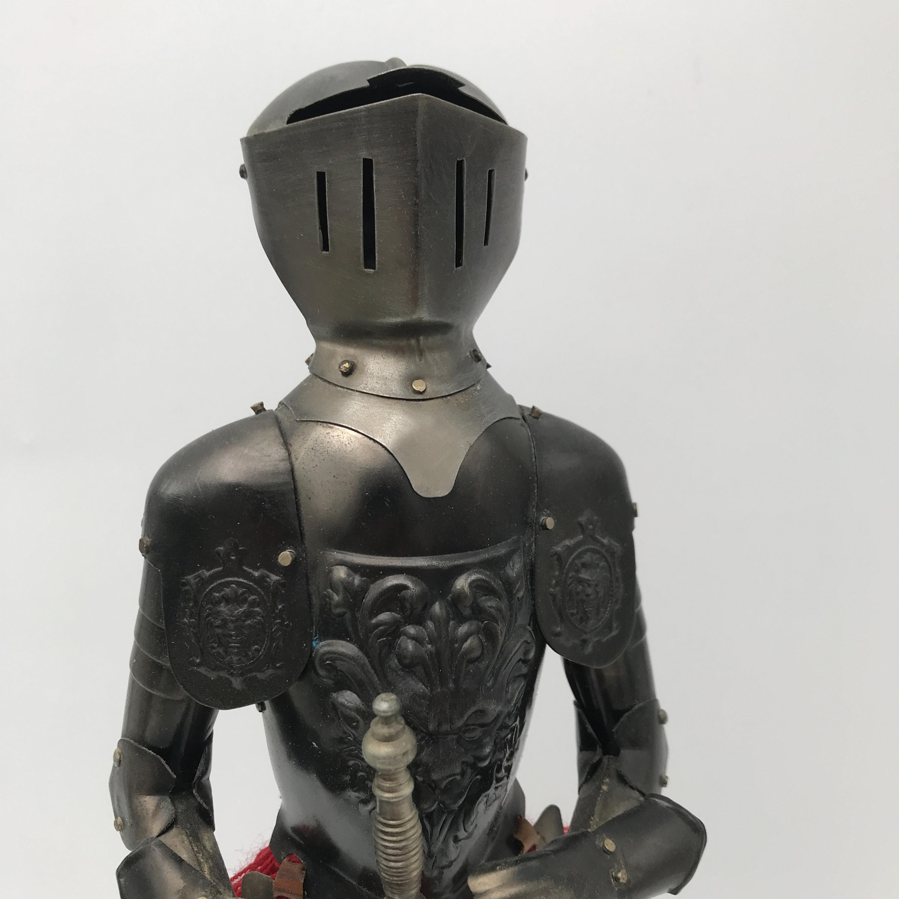 装飾用の小さな鎧騎士 / トレド / スペイン / ヴィンテージ - Etsy 日本
