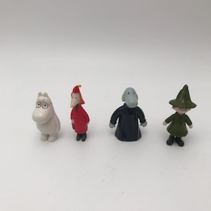 Small Moomin figures in plastic / Finland