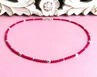Kette: natürlicher Rubin 3mm facettiert in beeindruckendem Rot (ungefärbt!) mit Sterlingsilber