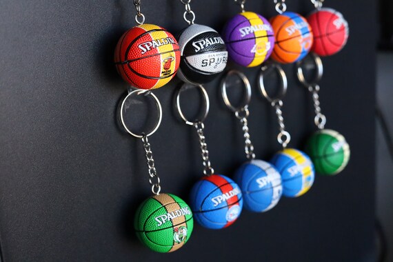 SPURS IMPACT KEYCHAIN