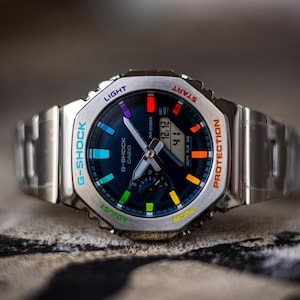G-SHOCK GM-2110D Rainbow de acero completo, pintado a mano y hecho a medida / Artist CasiOak Mod
