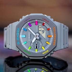 Casio G Shock Grey Rainbow - CasiOak mod ga2100 - Reloj de pulsera - Regalos de aniversario de un año para novio Regalo de primer aniversario para esposo