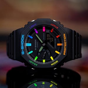 Casio G-Shock CasiOak Mod Rainbow GA-2100 pintado a mano: reloj de pulsera de alta calidad Mods: relojes únicos en colores vibrantes