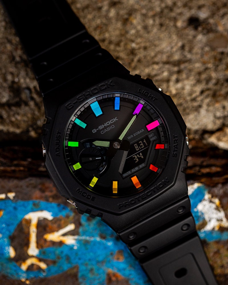 カシオ Mod カスタム GShock GA2100 ブラック & レインボー - 高品質