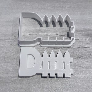 De-fense Delight: Football-Themed Cookie Cutter for Football Parties