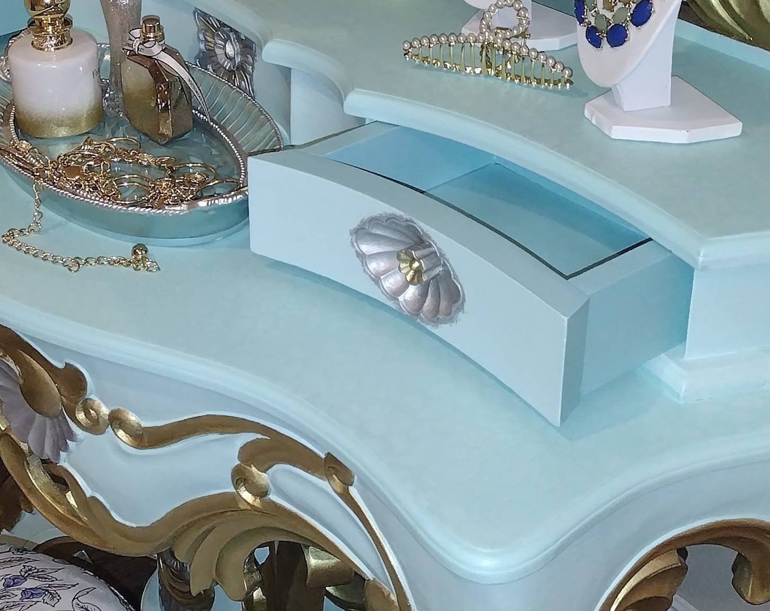 SOLD DO NOT Purchase Vintage Elegant Baroque/ Rococo Style Vanity Royal ...