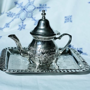 Moroccan Tea Set – Small Silver Teapot, Tray & 2 Moroccan Tea Glasses