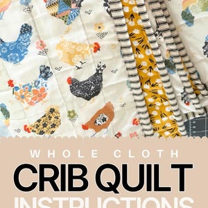 Może przedstawiać: Kołdra dla dziecka z instrukcją. Kołdra przedstawia powtarzający się wzór kolorowych kur na białym tle. Obraz przedstawia również paski materiału w żółte i czarno-białe wzory.