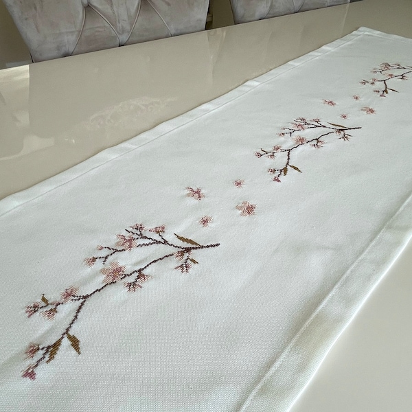 Pink Daffodils Cross Stitch Table Runner , Floral Crossstitch Table Linen