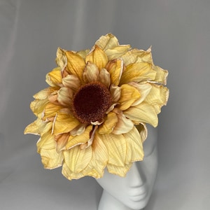 Large Sunflower Fascinator Bridal Headpiece Yellow Flower Kentucky Derby Hat Country Barn Wedding Floral Harvest Crown Tiara Autumn Bride.