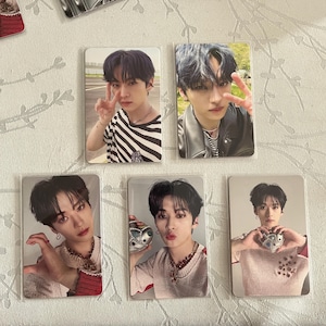 Stray Kids | Lee Know | Maxident Mini Album| K-pop | official photo card | gift | set of 5