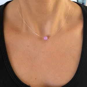 Glow in the Dark Necklace Fluorescent Bead Glow In The Dark Pendant Necklace For Women Everyday Necklaces Luminous Glowing Beaded Cool Gift