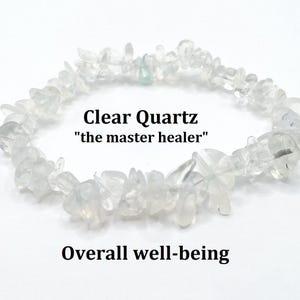 Clear Quartz Bracelet Natural Stone Crystal Chip Bracelet Stretchy Dainty Bracelet Quartz Gemstone for Overall Well-Being and Healing Energy