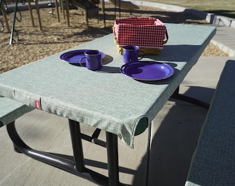 Juego de fundas ajustables para mesa y bancos de picnic con bolsa de transporte (verde) - 6' u 8'