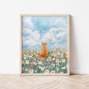 Digital: Arte de parede de gato malhado laranja em aquarela, gato malhado em campo de flores, arte de gato com flores silvestres, decoração floral para amantes de gatos, arte de gato excêntrica