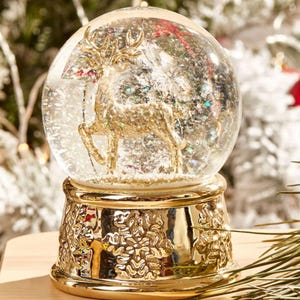 スノードームの新年ギフト