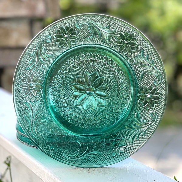 Vintage Indiana Glass sandwich teal salad plates/luncheon plates/green salad plates/green glass plates/Christmas salad plates set of 4