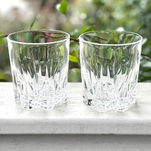 Set of 2 Vintage double old fashioned glasses/whiskey glasses/rocks glasses/lowball glasses/cocktail glasses/vintage bar glass.