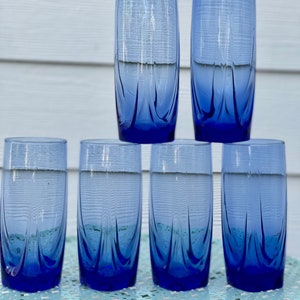 Set of 2  Libbey Glass Company Imperial Blue Mediterranean tumbler glasses/cooler glasses/flat iced tea glasses/blue highball glasses