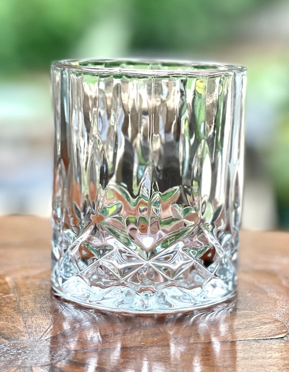 Whiskey Glasses Set of 4 Crystal Cups Rocks Cocktail Drinking Tumblers  Fashioned