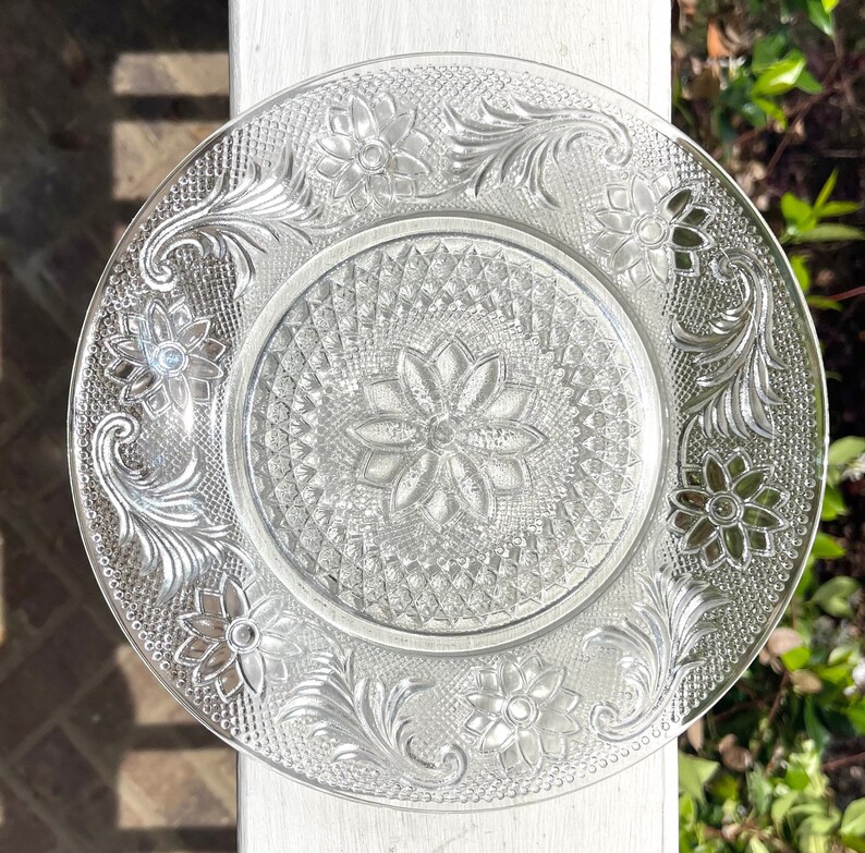 Vintage Indiana Glass Sandwich Clear Luncheon Plates/clear Salad Plates